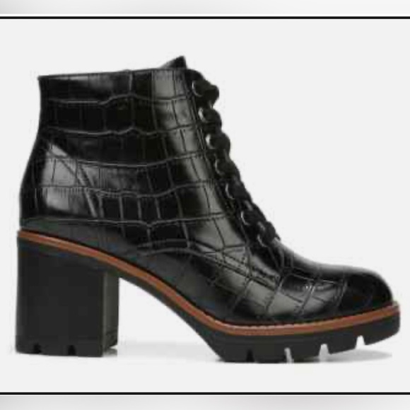 Naturalizer Mandalynn utilitarian Black Croc-Embossed goth Lace Up Boots - Picture 12 of 13